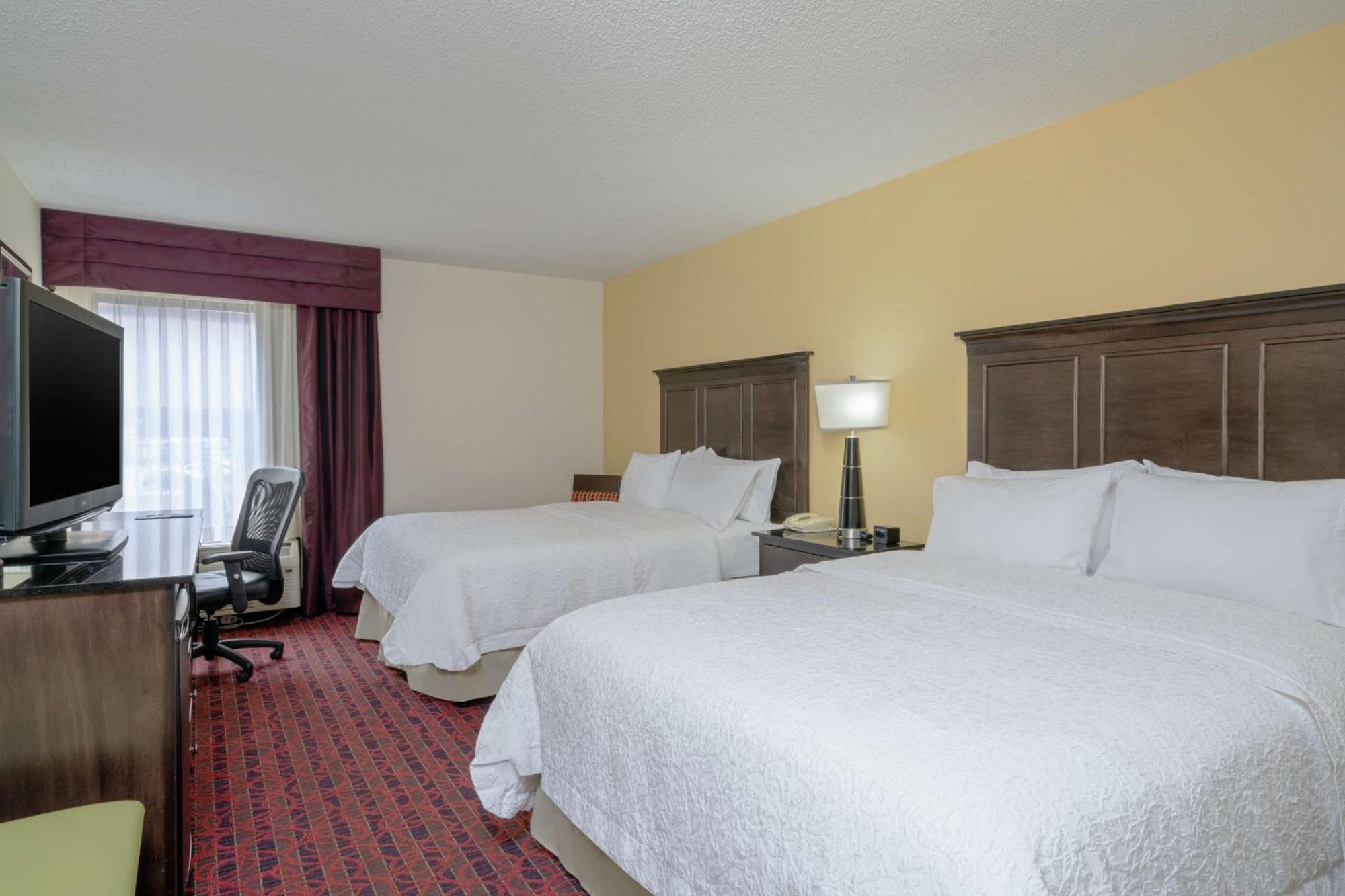 Hampton Inn Hopewell Fort Gregg-Adams Экстерьер фото