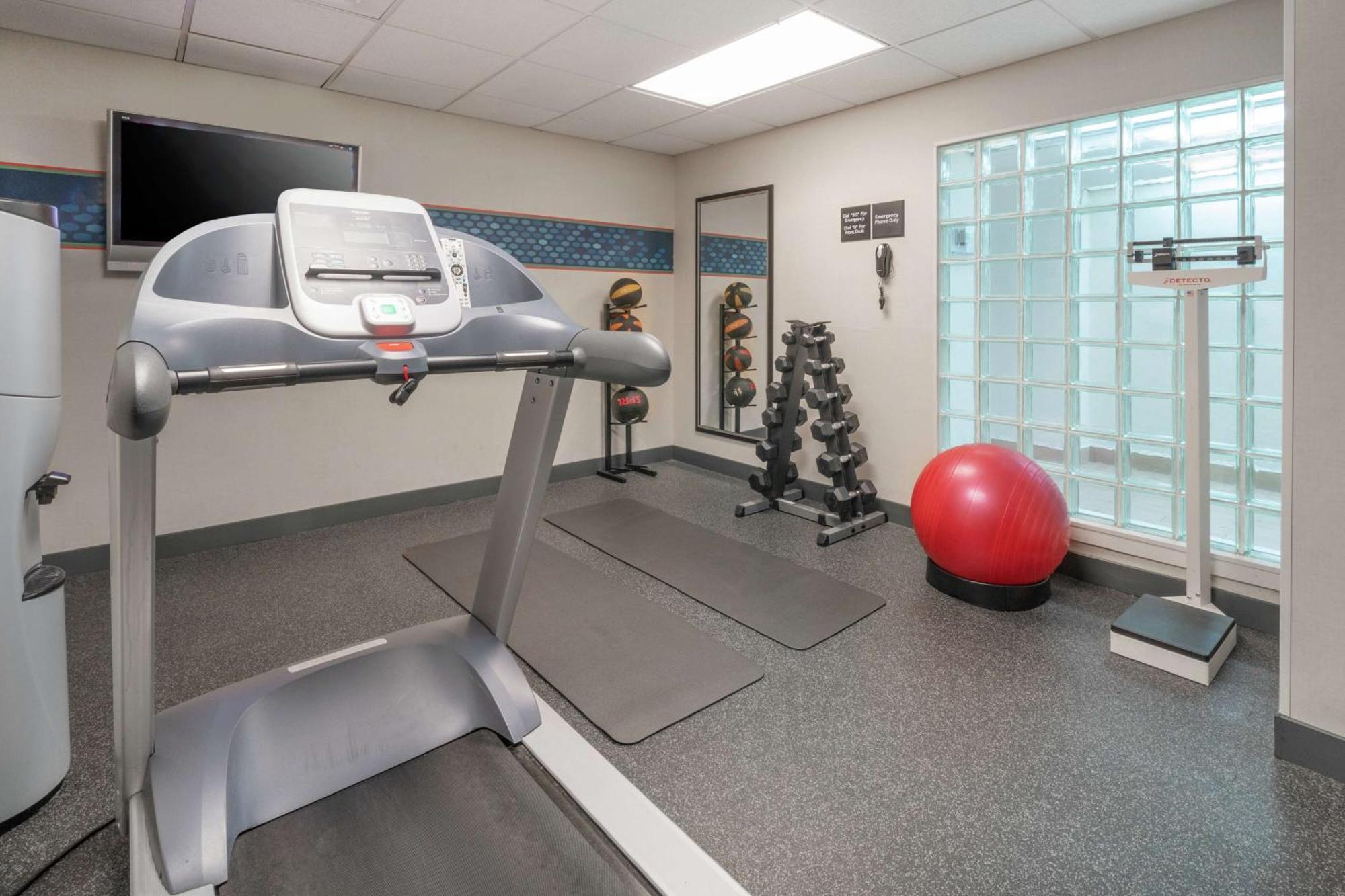 Hampton Inn Hopewell Fort Gregg-Adams Экстерьер фото